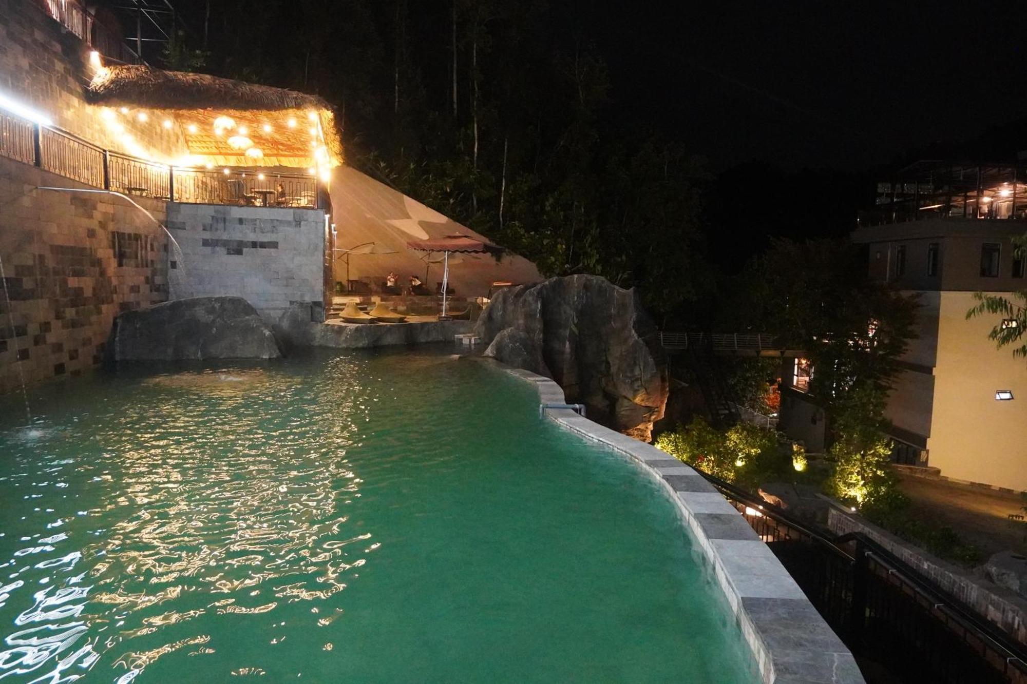 The Bluestone Lodge Ha Giang Eksteriør bilde